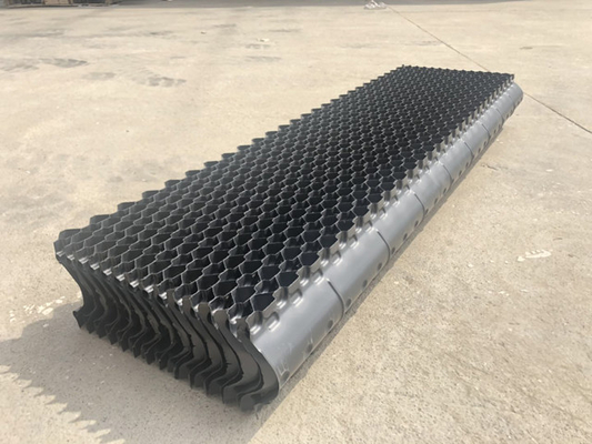 Клетчатый элиминатор смещения PVC на стояк водяного охлаждения 25mm 140-145mm